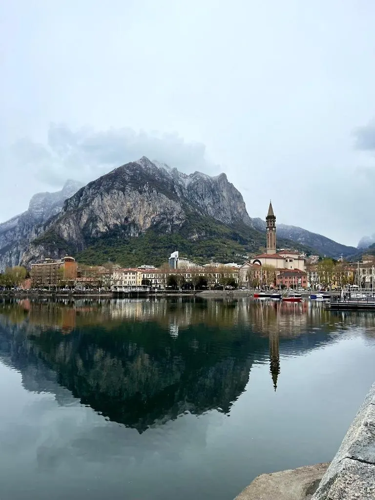 Live And Work On Lake Como - Lecco 0*,